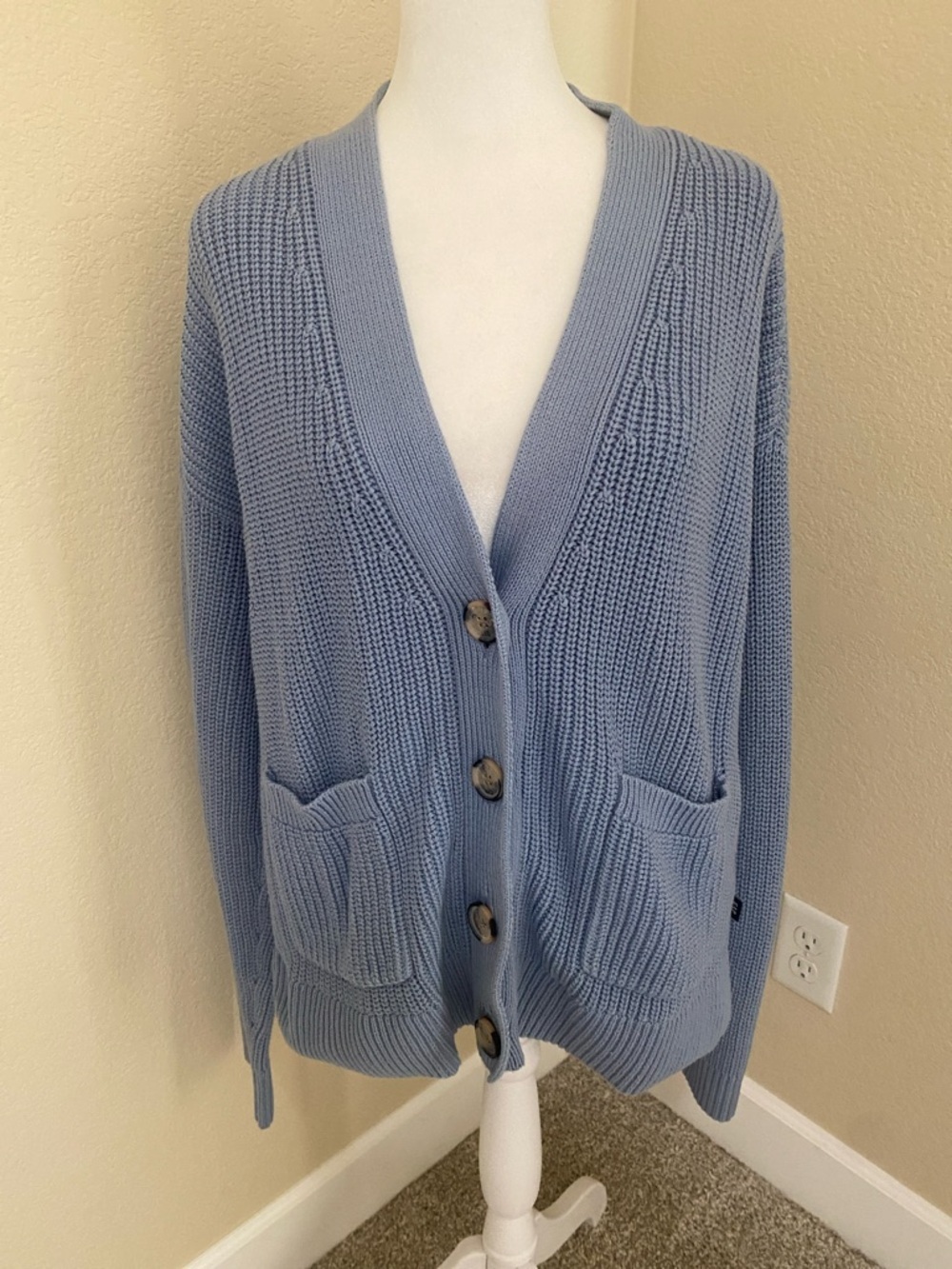 GAP Light Blue Button-Front Knit Cardigan Cable-knit Sweater. Size XL. - Picture 2 of 14
